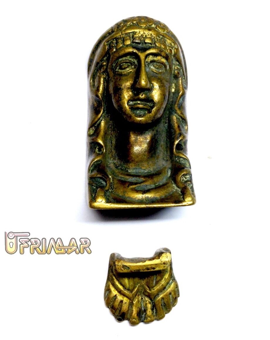 Fregio in Ottone Patinato per mobili Testa Dama con piedi mm.42x74 + mm.29x16