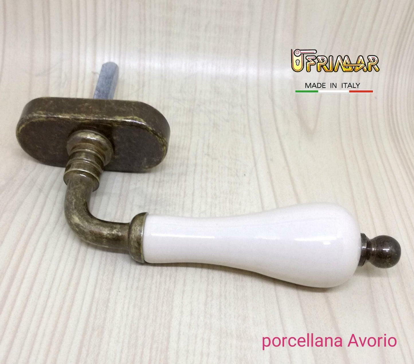 Cremonese ceramica DK martellina finestra porcellana avorio e Bronzo FINA