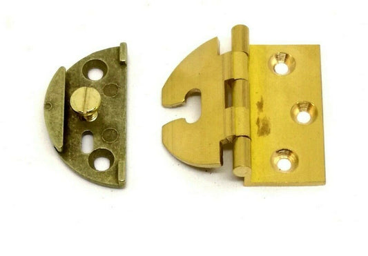 CERNIERE PER MOBILI ANTICHI OTTONATA mm.40x43 CON BATTUTA E BASE REGOLABILE CSS